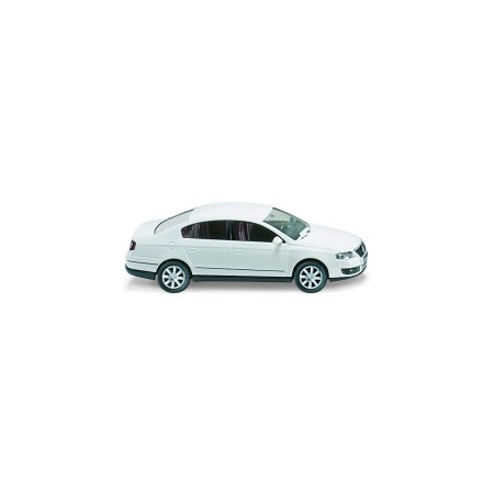 VW Passat Limousine - Vit - Wiking (H0)