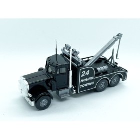 American tow truck, black