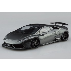 Lamborghini Huracán LBWK, model kit scale 1:24