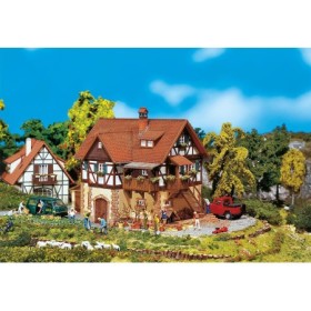 Faller 130266- Half-timbered house, scale 1:87