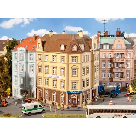 Faller 130910- Goethestraße Police station, scale 1:87