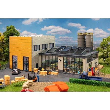 Faller 130143- Plastics processing factory, scale 1:87