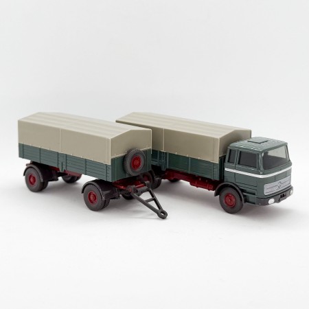 Wiking 634/2E - Green Mercedes 1620 Flat bed truck with trailer - Retro H0